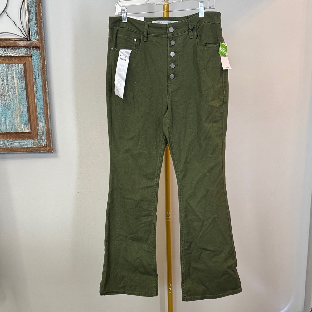 Tinseltown buttonfly high waist Flare Jeans NWT 11